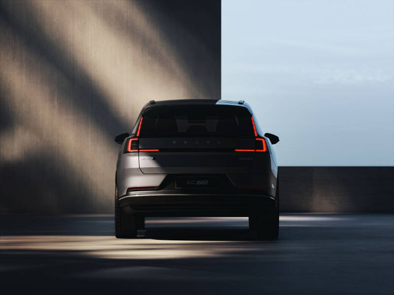 The new Volvo XC70, Volvo Cars’ first extended-range plug-in hybrid